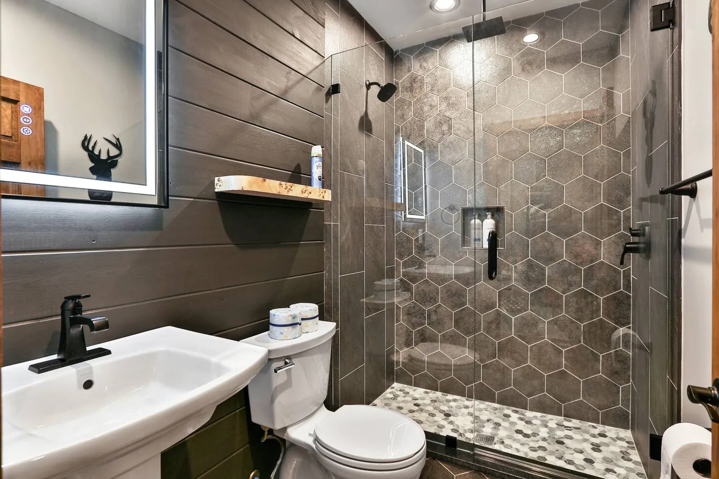 Lower-level spa bath